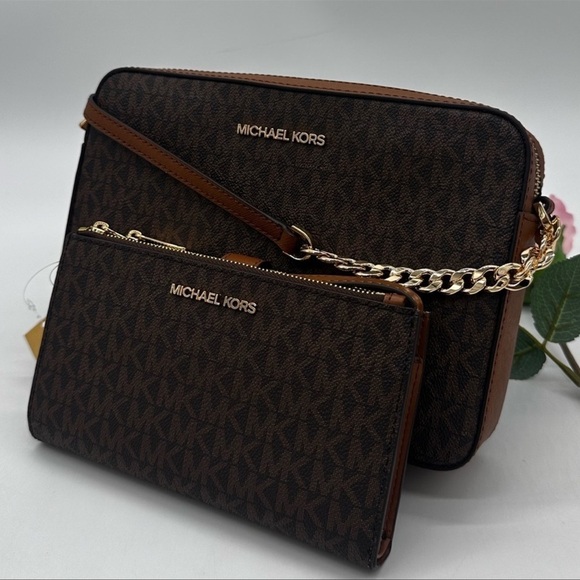 Michael Kors Large EW Crossbody Bag & Large Double Zip Wallet Brown - Picture 1 of 14